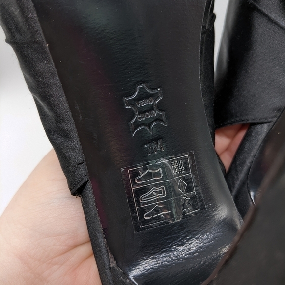 ✨3/$15 Moda Spana black bead embellished heel shoes 7 - Picture 8 of 12